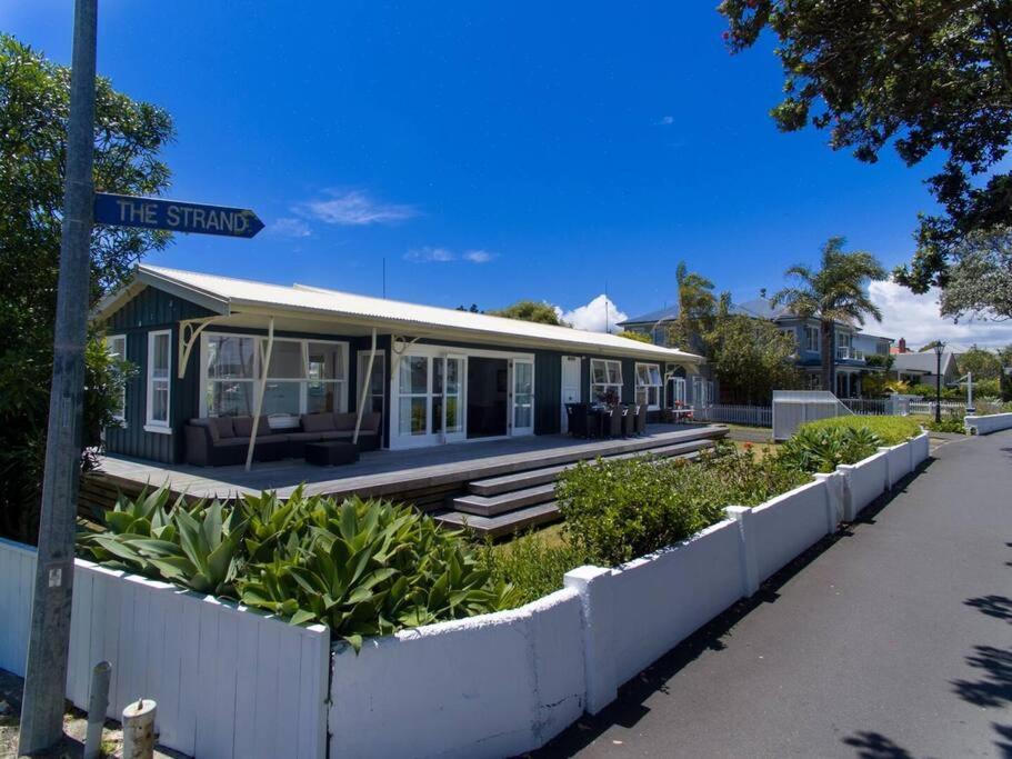 Last On The Strand, Russell - The Boathouse Exterior foto